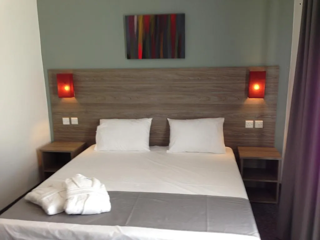 Spinola Hotel San Ġiljan
