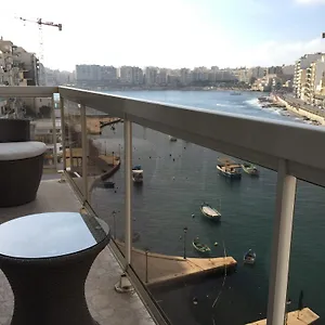 Spinola Bay Saint Julian's