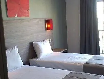 Spinola Hotel San Ġiljan